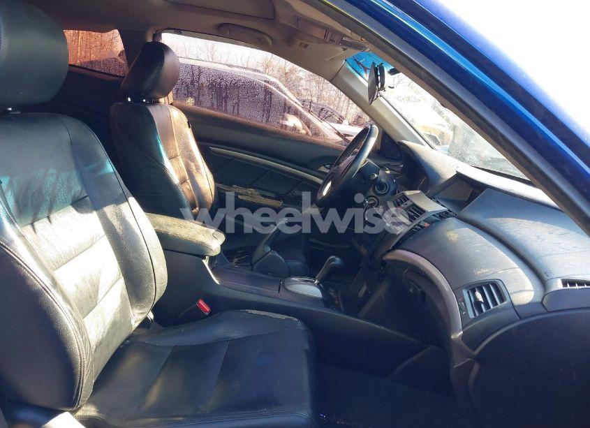 Photo 5 of 2010 Honda Accord 3.5 EX-L (VIN 1HGCS2B84AA010632)