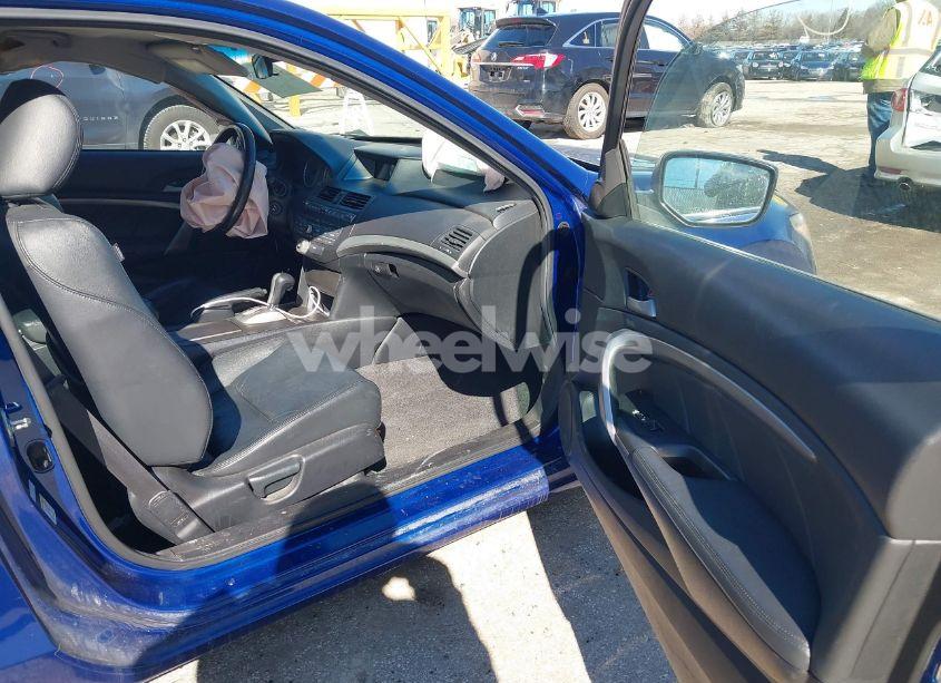 Photo 5 of 2010 Honda Accord 3.5 EX-L (VIN 1HGCS2B86AA008204)