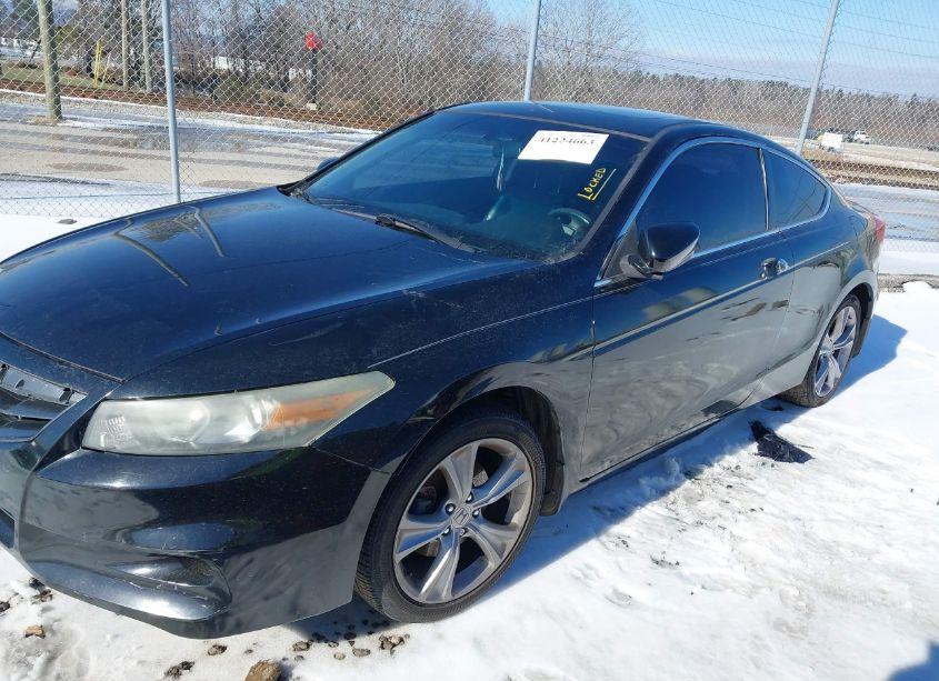 Photo 2 of 2011 Honda Accord 3.5 EX-L (VIN 1HGCS2B86BA005496)