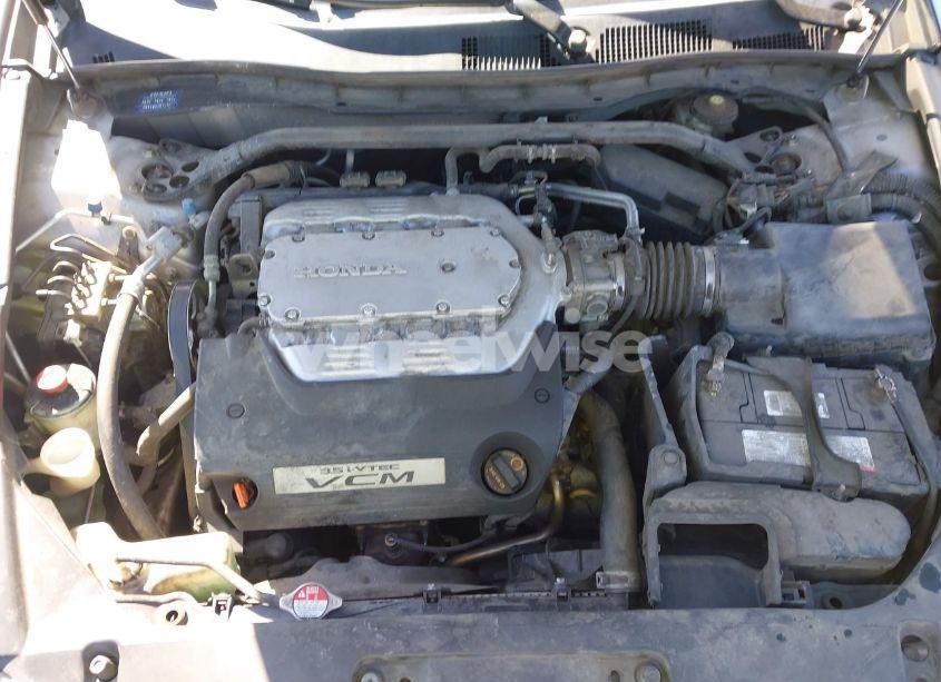 Photo 10 of 2011 Honda Accord 3.5 EX-L (VIN 1HGCS2B86BA008379)