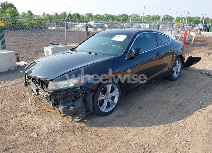 Photo 2 of 2012 Honda Accord 3.5 EX-L (VIN 1HGCS2B86CA008366)