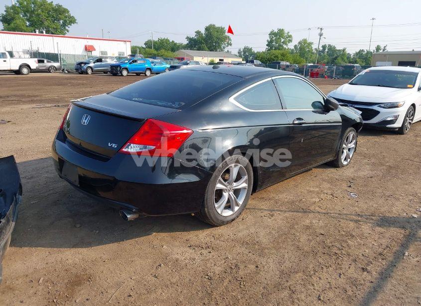 Photo 4 of 2012 Honda Accord 3.5 EX-L (VIN 1HGCS2B86CA008366)