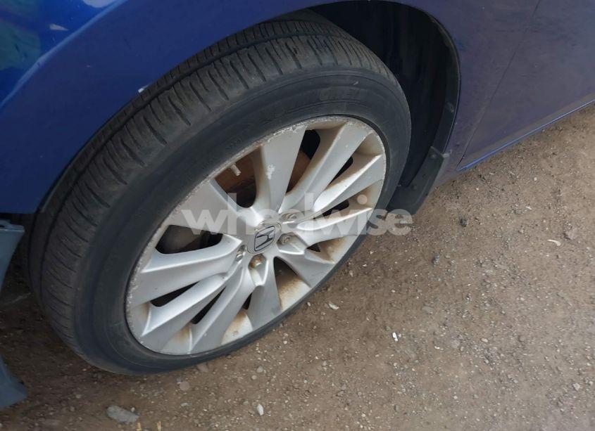 Photo 12 of 2010 Honda Accord 3.5 EX-L (VIN 1HGCS2B87AA000550)