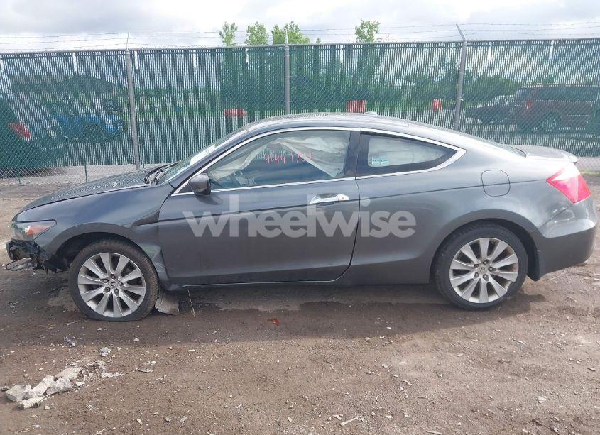 Photo 14 of 2010 Honda Accord 3.5 EX-L (VIN 1HGCS2B87AA004002)