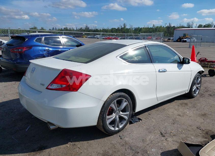 Photo 4 of 2011 Honda Accord EXL (VIN 1HGCS2B8XBA007168)