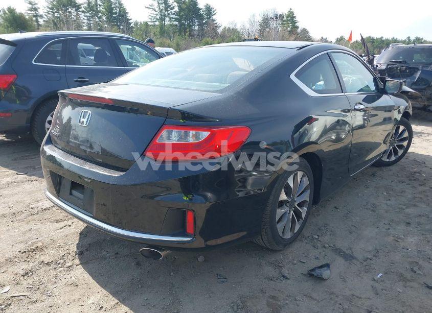 Photo 4 of 2013 Honda Accord LX-S (VIN 1HGCT1A30DA015974)