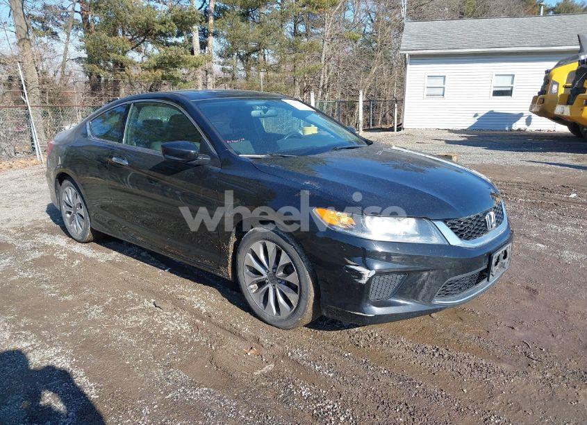 2015 Honda Accord LX-S (VIN 1HGCT1A38FA012131) main photo