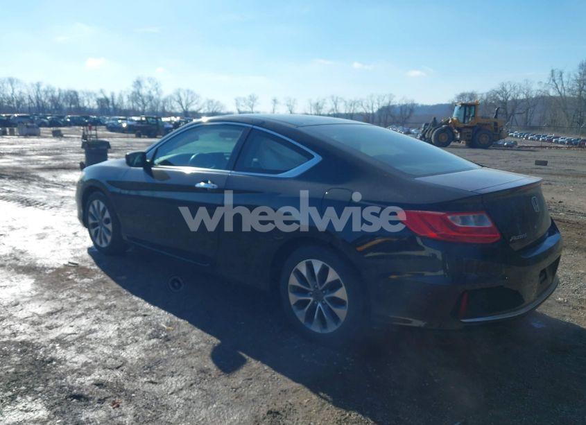 Photo 3 of 2015 Honda Accord LX-S (VIN 1HGCT1A38FA012131)
