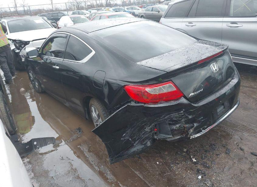 Photo 3 of 2014 Honda Accord EX (VIN 1HGCT1A75EA004800)