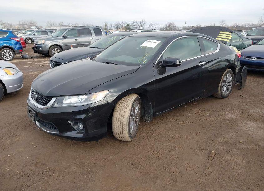 Photo 2 of 2015 Honda Accord EX (VIN 1HGCT1A77FA004394)