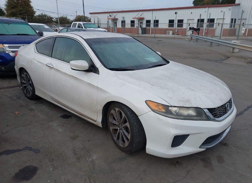 2015 Honda Accord LX-S (VIN 1HGCT1B31FA005472) main photo