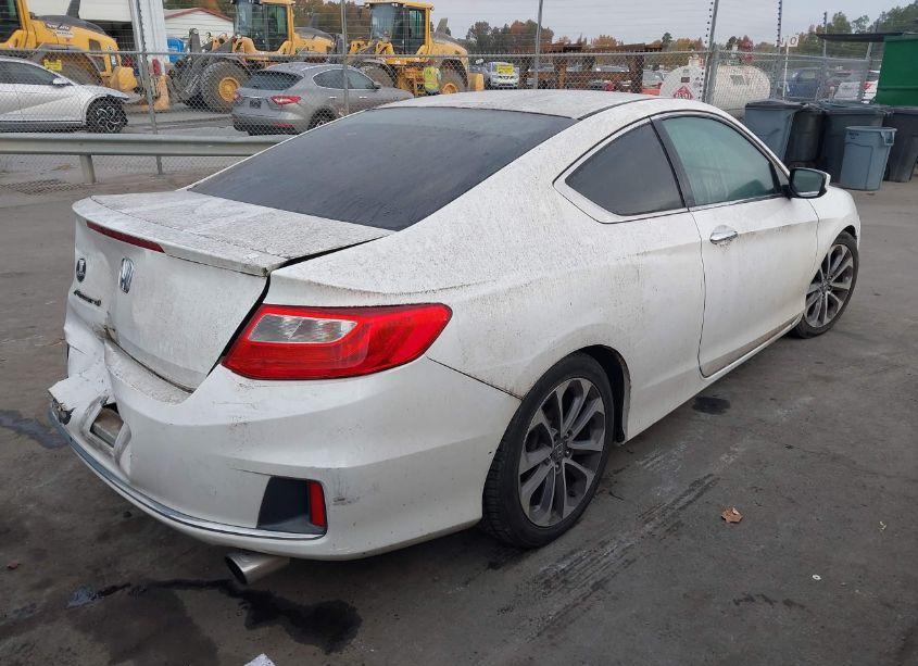 Photo 4 of 2015 Honda Accord LX-S (VIN 1HGCT1B31FA005472)