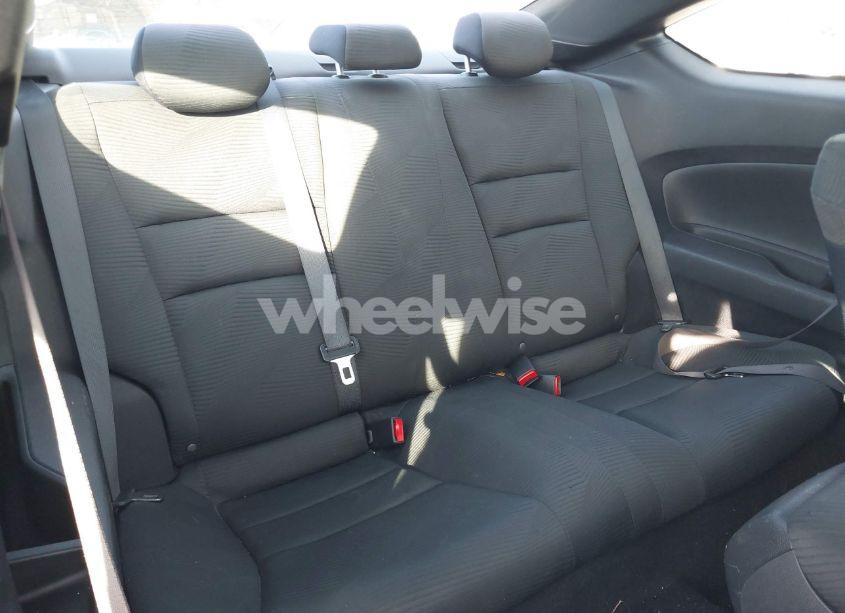 Photo 8 of 2017 Honda Accord LX-S (VIN 1HGCT1B31HA002462)