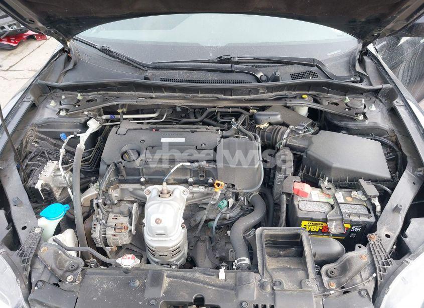 Photo 10 of 2017 Honda Accord LX-S (VIN 1HGCT1B31HA008827)