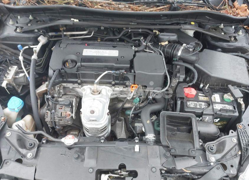 Photo 10 of 2015 Honda Accord LX-S (VIN 1HGCT1B32FA010471)