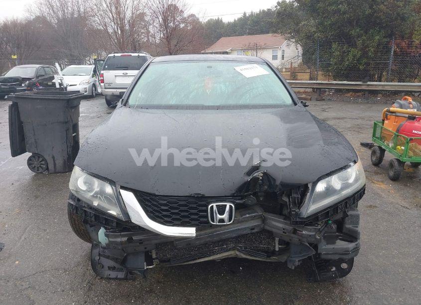 Photo 11 of 2015 Honda Accord LX-S (VIN 1HGCT1B32FA010471)