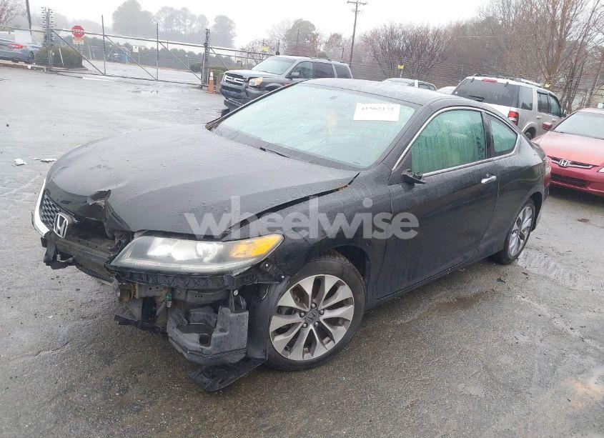 Photo 2 of 2015 Honda Accord LX-S (VIN 1HGCT1B32FA010471)