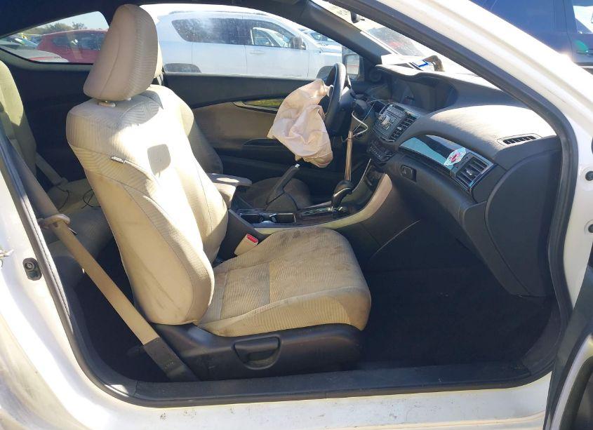 Photo 5 of 2016 Honda Accord LX-S (VIN 1HGCT1B32GA003103)