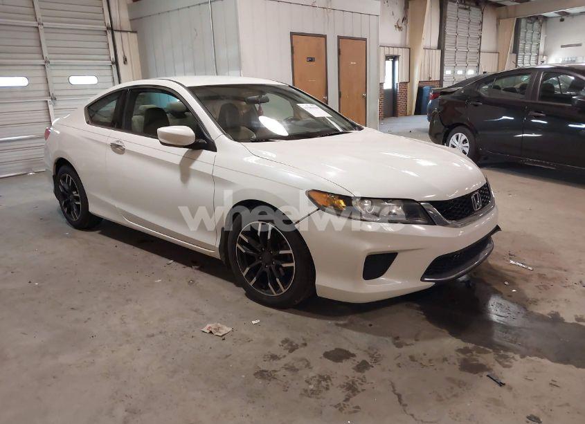 2015 Honda Accord LX-S (VIN 1HGCT1B34FA000797) main photo