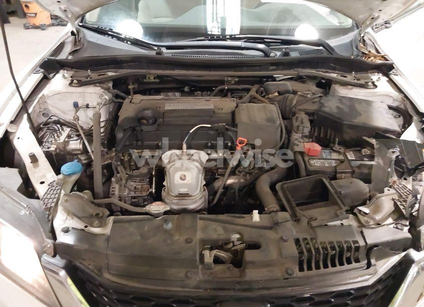 Photo 10 of 2015 Honda Accord LX-S (VIN 1HGCT1B34FA000797)