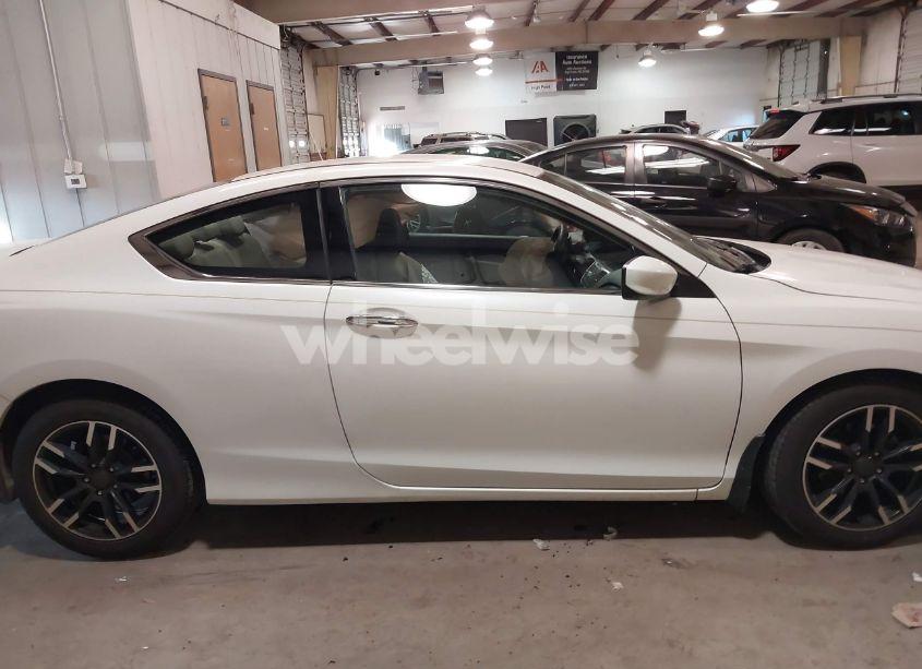 Photo 13 of 2015 Honda Accord LX-S (VIN 1HGCT1B34FA000797)