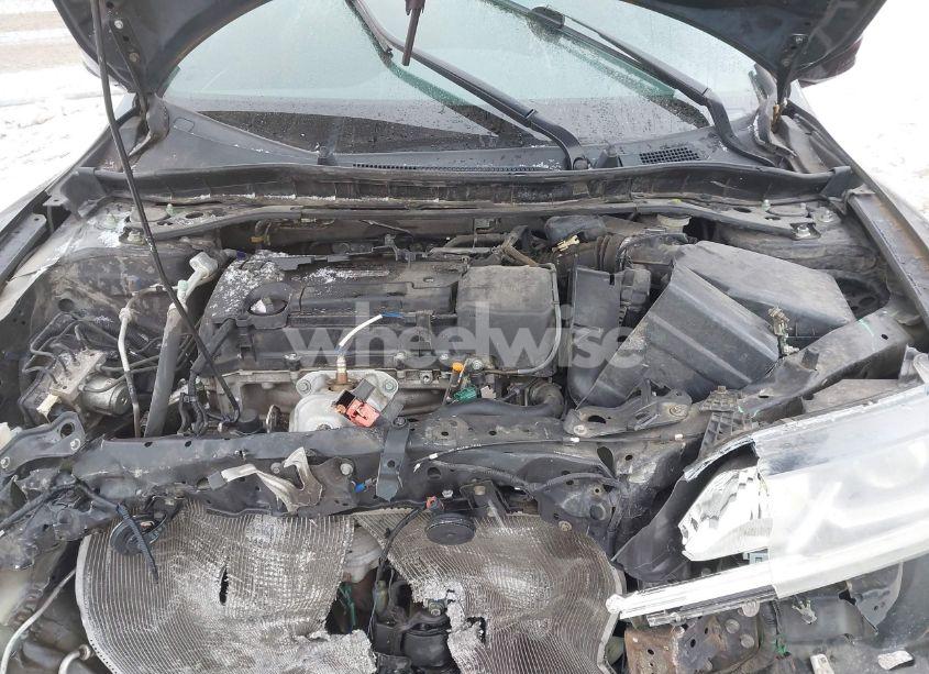 Photo 10 of 2017 Honda Accord LX-S (VIN 1HGCT1B34HA004724)