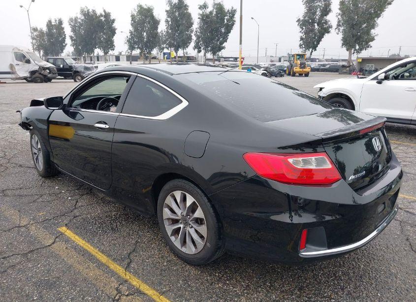 Photo 3 of 2013 Honda Accord LX-S (VIN 1HGCT1B35DA002166)