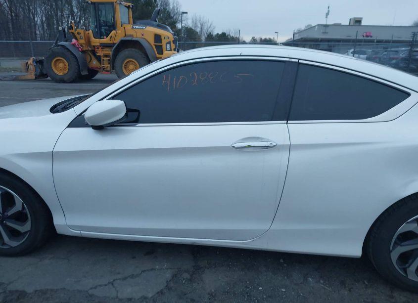 Photo 14 of 2016 Honda Accord LX-S (VIN 1HGCT1B35GA001751)