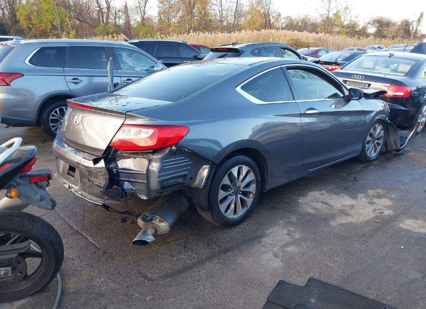 Photo 4 of 2013 Honda Accord LX-S (VIN 1HGCT1B36DA011071)