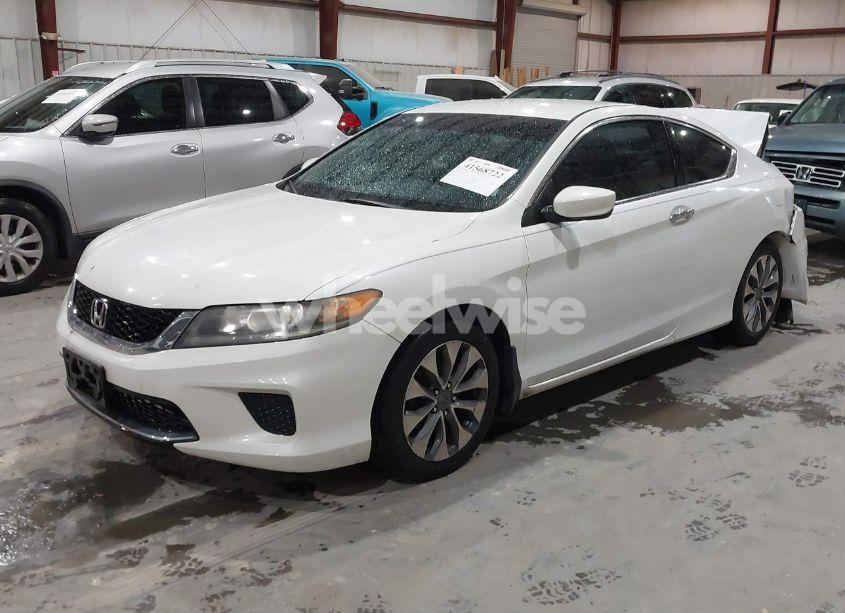 Photo 2 of 2013 Honda Accord LX-S (VIN 1HGCT1B36DA020627)