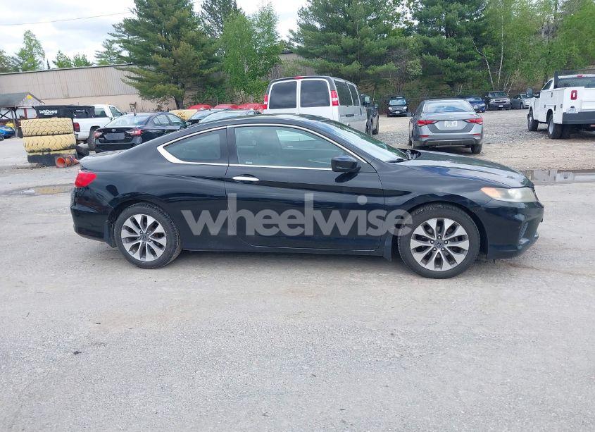 Photo 13 of 2013 Honda Accord LX-S (VIN 1HGCT1B37DA002007)