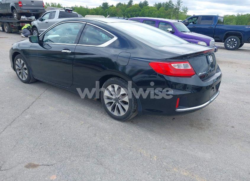 Photo 3 of 2013 Honda Accord LX-S (VIN 1HGCT1B37DA002007)