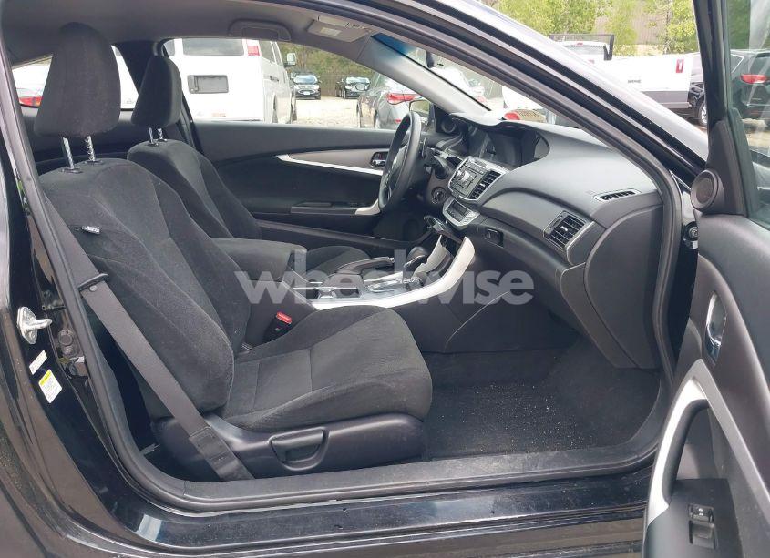 Photo 5 of 2013 Honda Accord LX-S (VIN 1HGCT1B37DA002007)