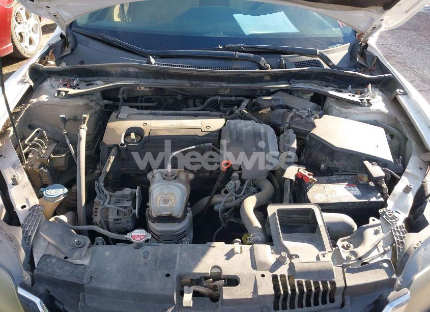 Photo 10 of 2013 Honda Accord LX-S (VIN 1HGCT1B37DA019535)