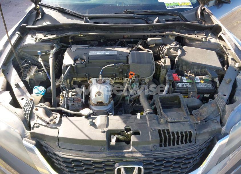 Photo 10 of 2014 Honda Accord LX-S (VIN 1HGCT1B37EA006611)