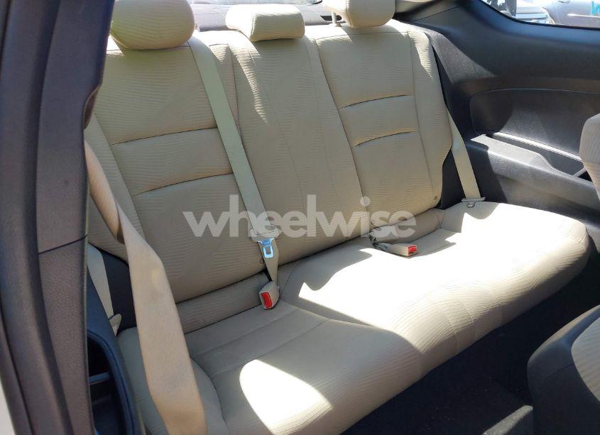 Photo 8 of 2015 Honda Accord LX-S (VIN 1HGCT1B38FA014329)