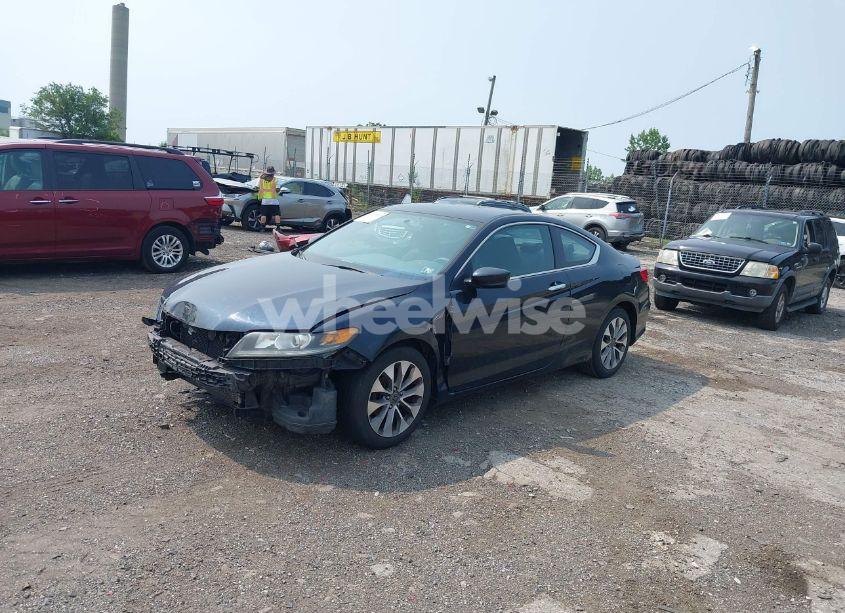 Photo 2 of 2015 Honda Accord LX-S (VIN 1HGCT1B38FA016467)