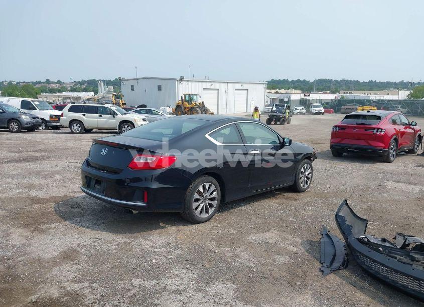 Photo 4 of 2015 Honda Accord LX-S (VIN 1HGCT1B38FA016467)