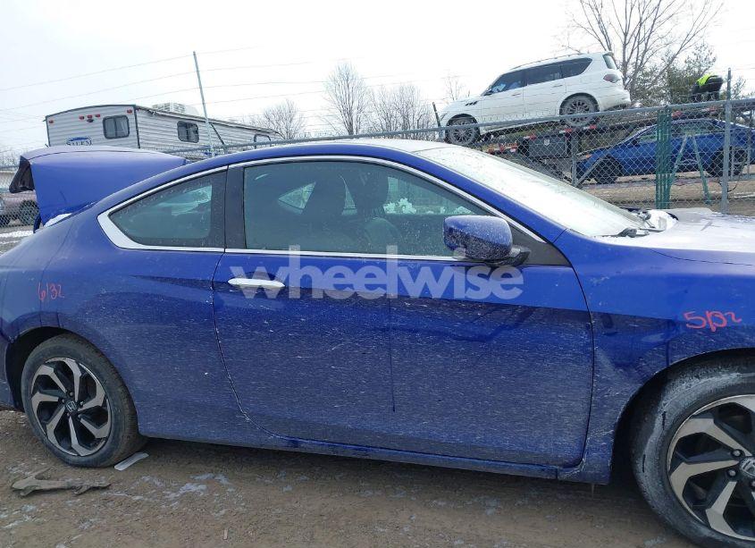 Photo 13 of 2016 Honda Accord LX-S (VIN 1HGCT1B38GA002697)