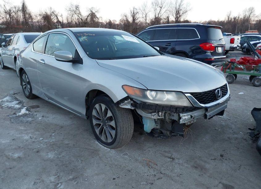 2013 Honda Accord LX-S (VIN 1HGCT1B39DA019911) main photo