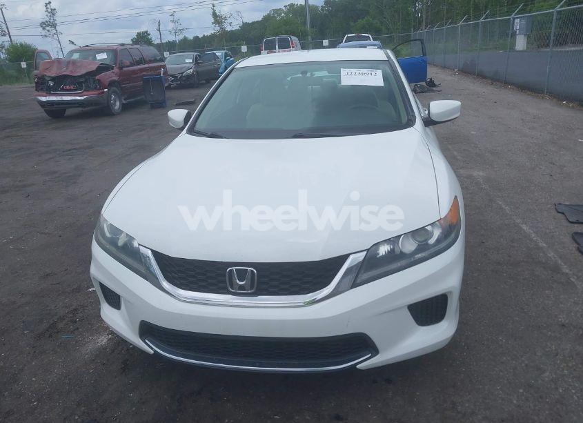 Photo 12 of 2015 Honda Accord LX-S (VIN 1HGCT1B39FA002139)