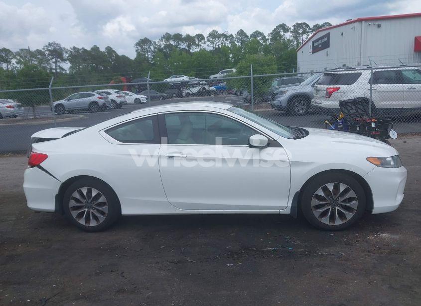 Photo 13 of 2015 Honda Accord LX-S (VIN 1HGCT1B39FA002139)