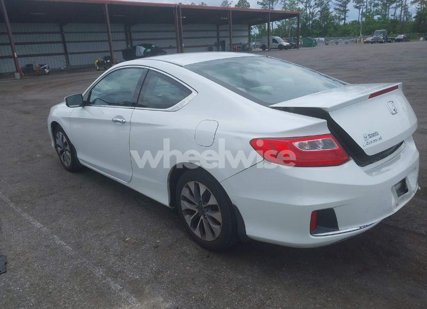 Photo 3 of 2015 Honda Accord LX-S (VIN 1HGCT1B39FA002139)