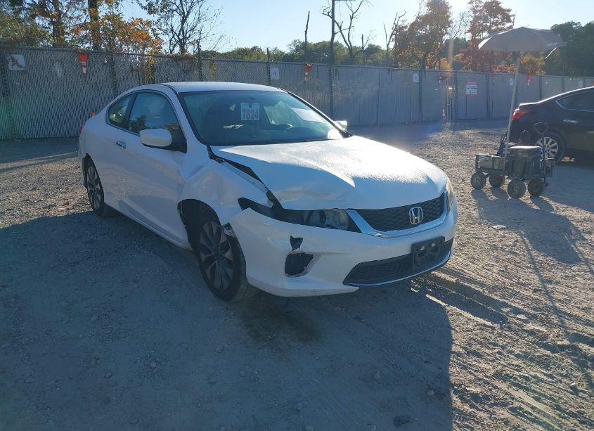 2015 Honda Accord LX-S (VIN 1HGCT1B39FA012864) main photo