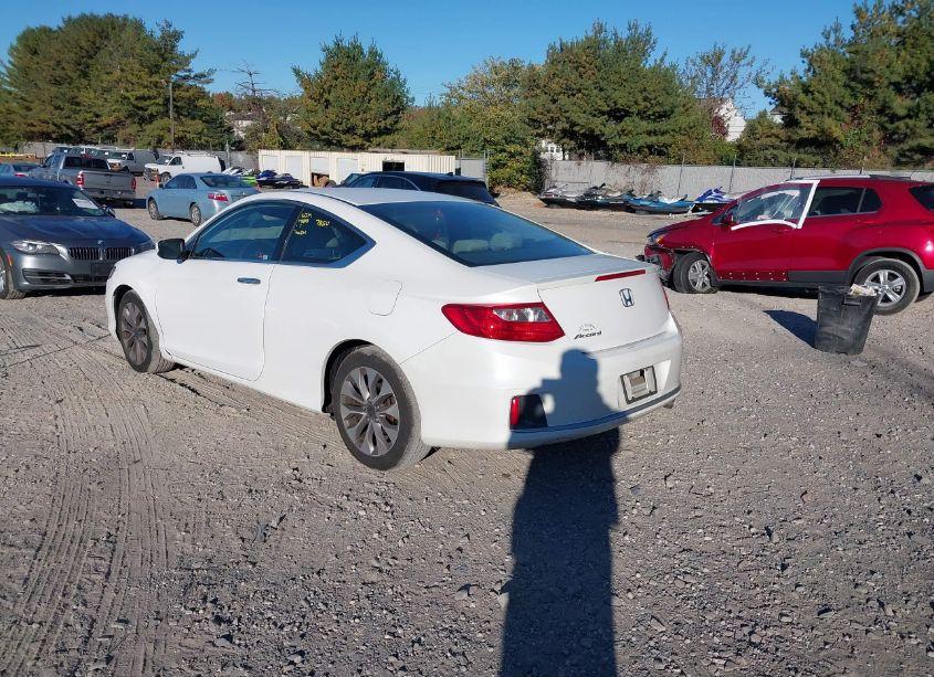 Photo 3 of 2015 Honda Accord LX-S (VIN 1HGCT1B39FA012864)