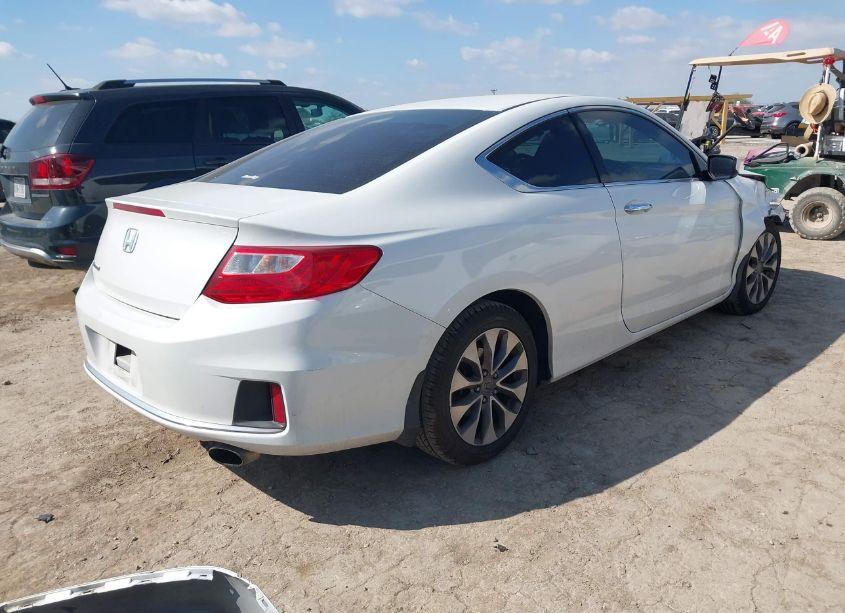 Photo 4 of 2015 Honda Accord LX-S (VIN 1HGCT1B3XFA006085)