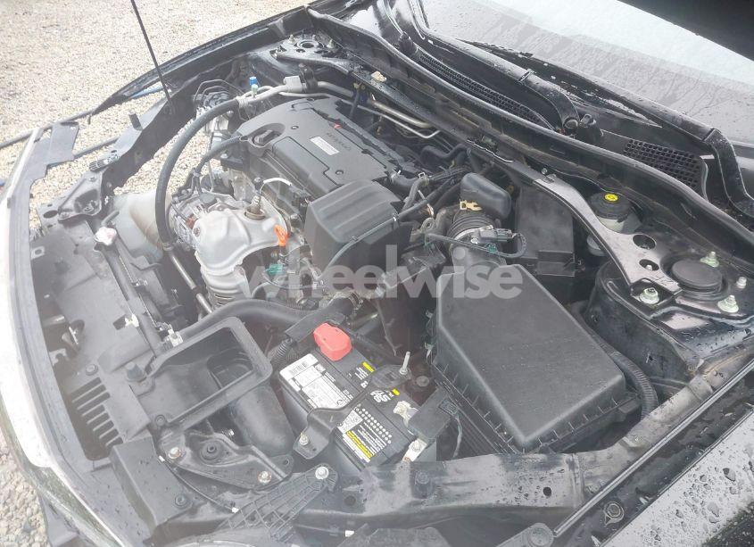 Photo 10 of 2016 Honda Accord LX-S (VIN 1HGCT1B43GA009923)