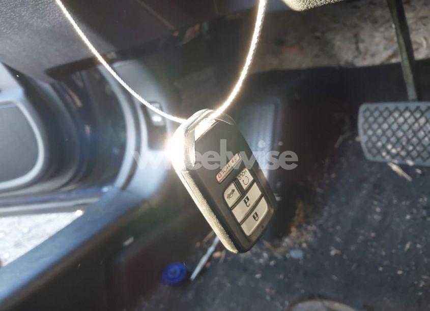 Photo 11 of 2016 Honda Accord EX-L (VIN 1HGCT1B60GA008424)