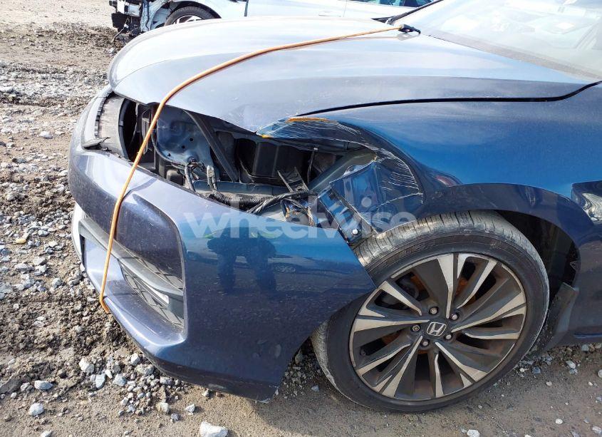 Photo 17 of 2016 Honda Accord EX-L (VIN 1HGCT1B60GA008424)