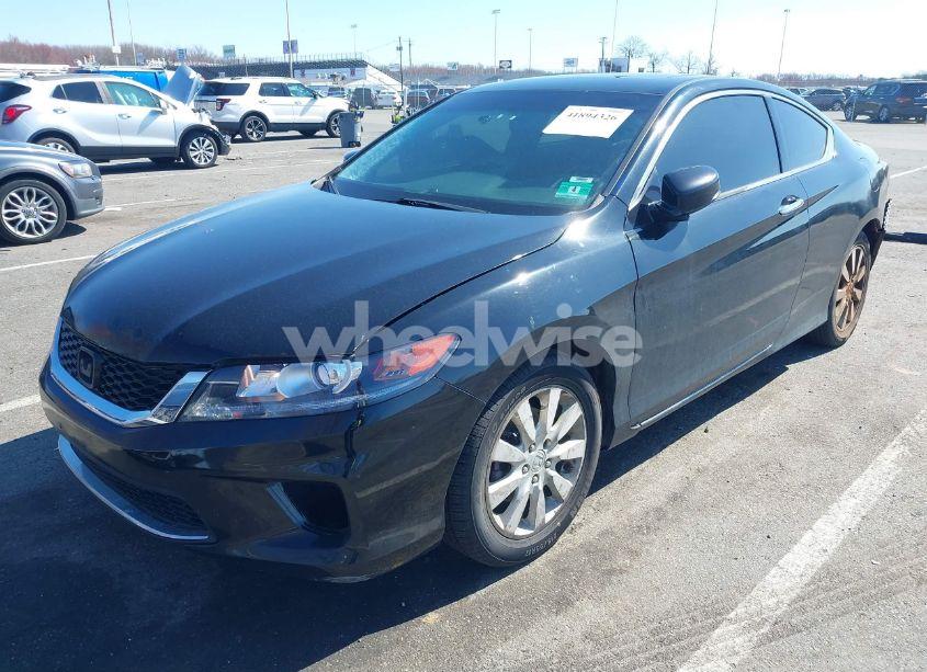 Photo 2 of 2013 Honda Accord EX (VIN 1HGCT1B70DA001817)